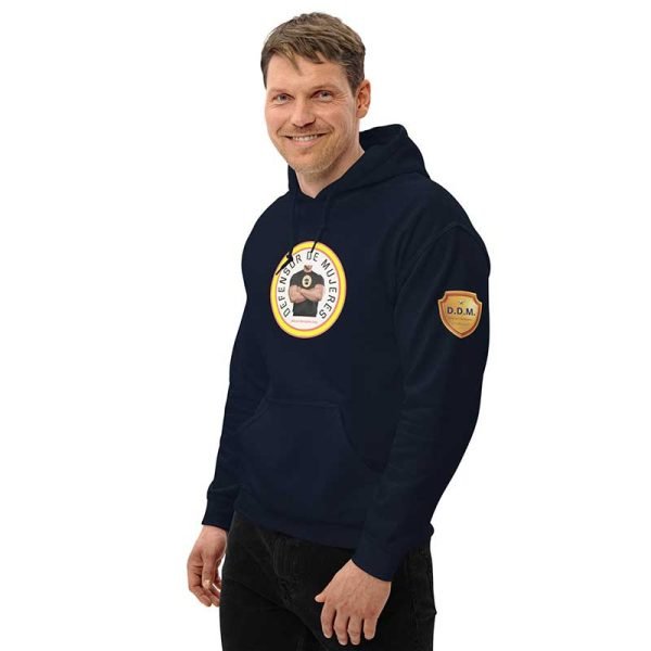 Sudadera azul marino, con capucha. Escudo DDM en la manga izquierda